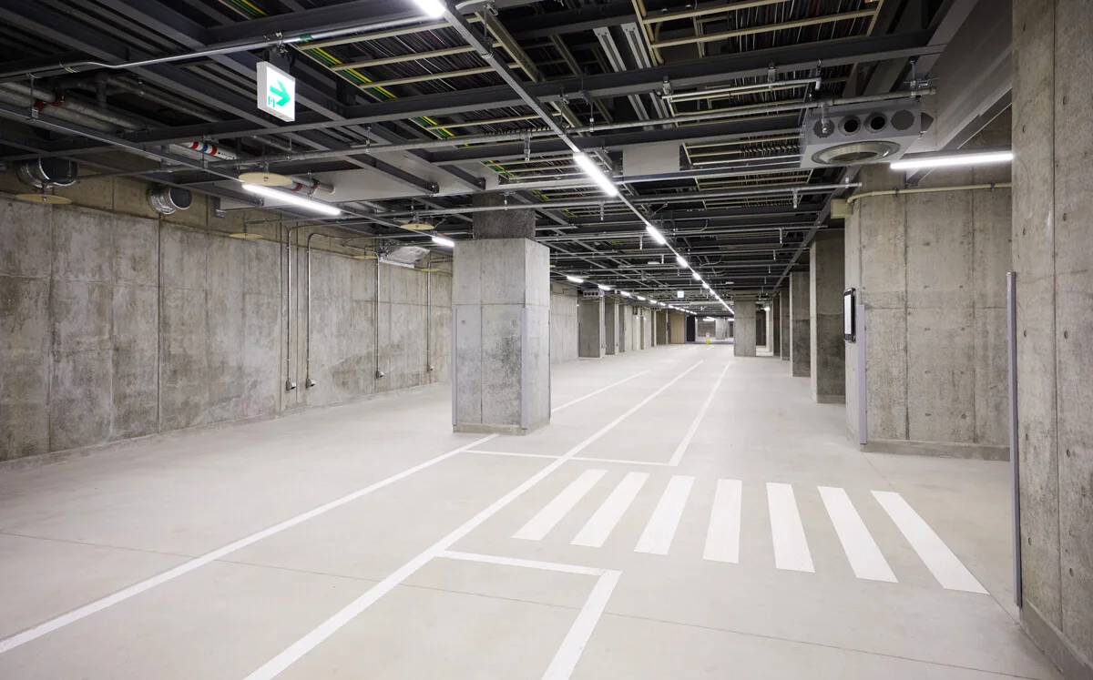 ウーブンシティの地下の写真。