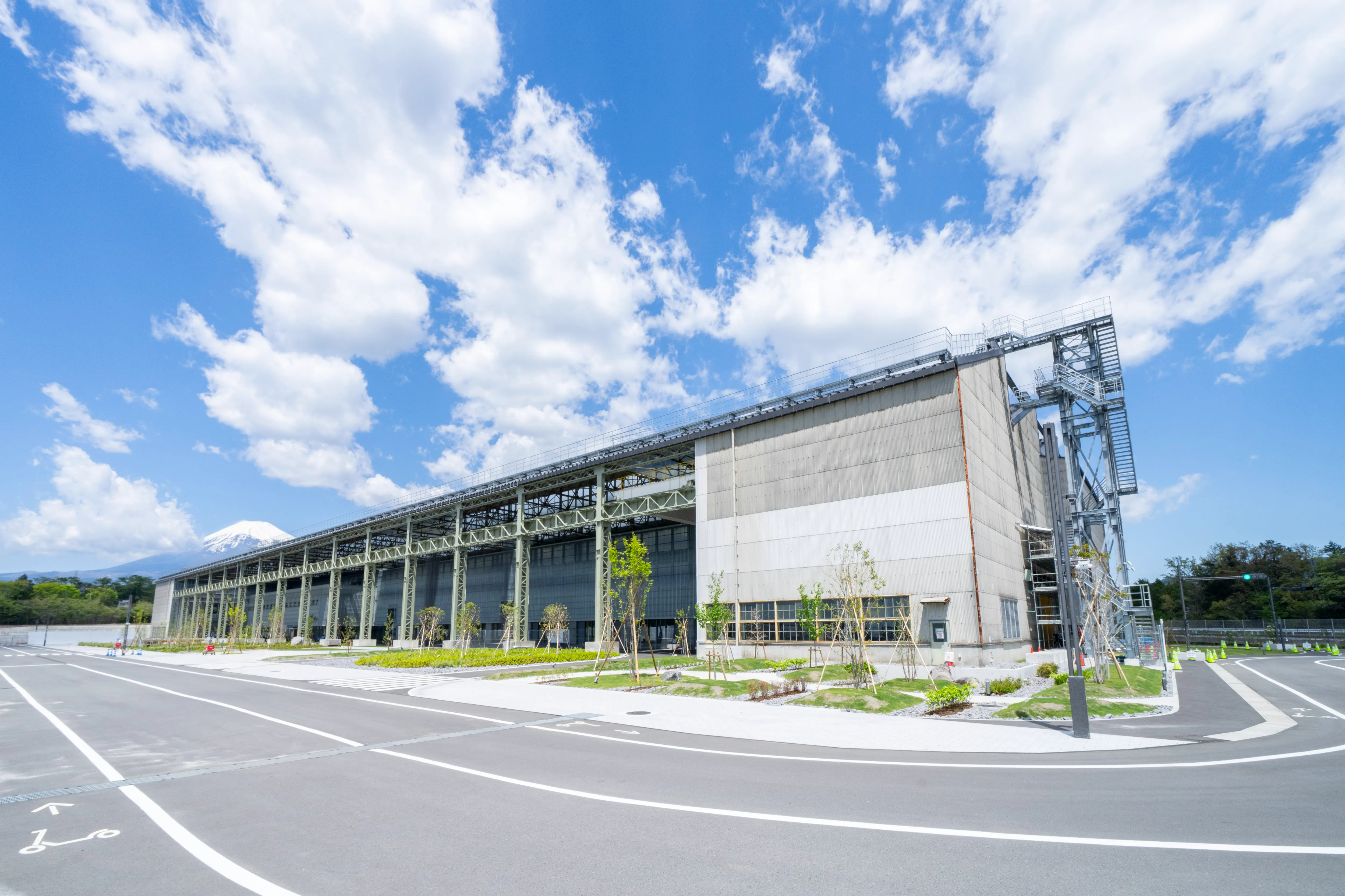 Woven City Inventor Garageの外観